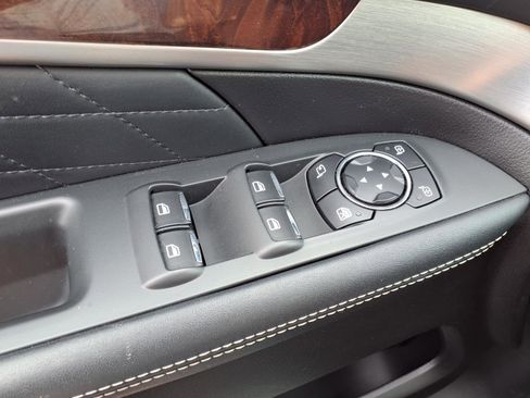 Used 2017 Ford Explorer Platinum AWD/4WD image 19