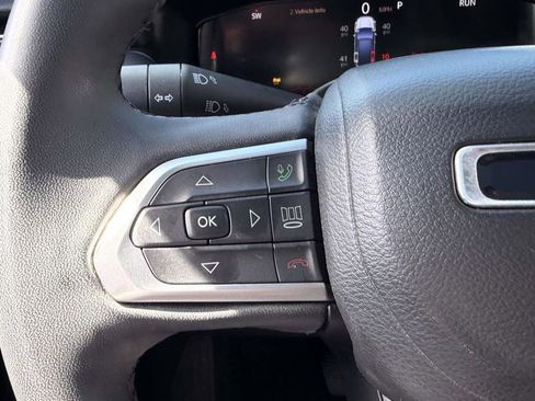 Used 2023 Jeep Compass High Altitude AWD/4WD image 34