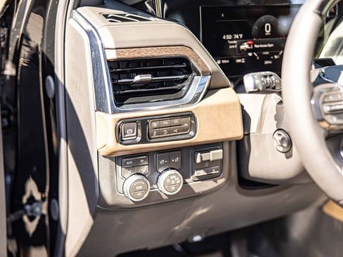 Used 2026 GMC Yukon Denali Ultimate AWD/4WD image 20