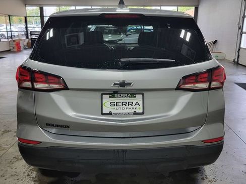 Used 2024 Chevrolet Equinox LS w/ LS Convenience Package FWD image 6