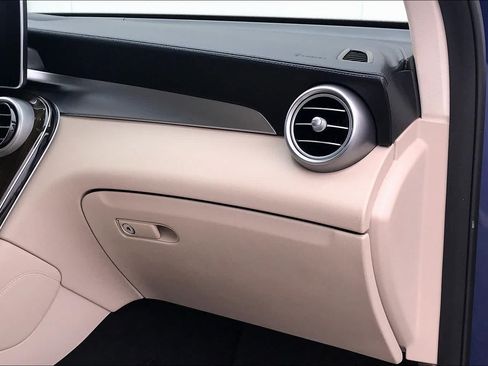 Used 2017 Mercedes-Benz GLC 300 image 19