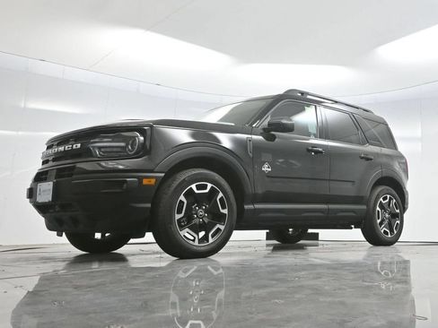 Used 2023 Ford Bronco Sport Outer Banks w/ Tech Package AWD/4WD image 56