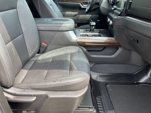 Used 2022 GMC Sierra 1500 Elevation w/ Elevation Premium Package AWD/4WD image 23