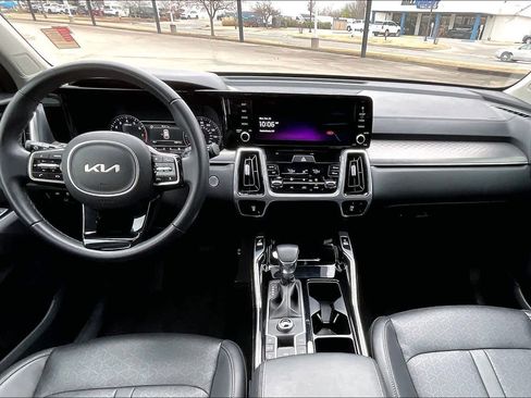 Used 2022 Kia Sorento SX image 14