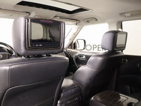 Used 2023 Nissan Armada Platinum w/ Captain's Chairs Package image 17