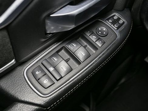 Used 2024 RAM 2500 Big Horn image 34