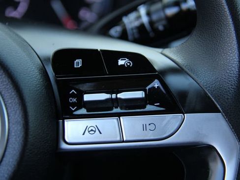 Used 2022 Hyundai Santa Cruz SEL image 21