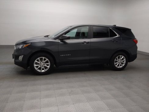 Used 2018 Chevrolet Equinox LT image 2