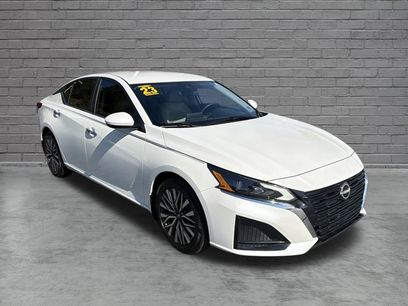 Used 2023 Nissan Altima 2.5 SV