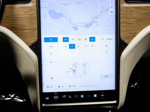 Used 2020 Tesla Model S Long Range image 21