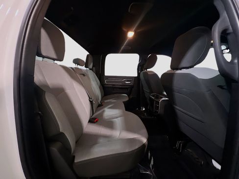 Used 2021 RAM 2500 Big Horn w/ Level 1 Equipment Group image 19