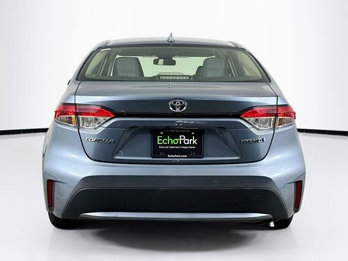 Used 2020 Toyota Corolla LE FWD image 7