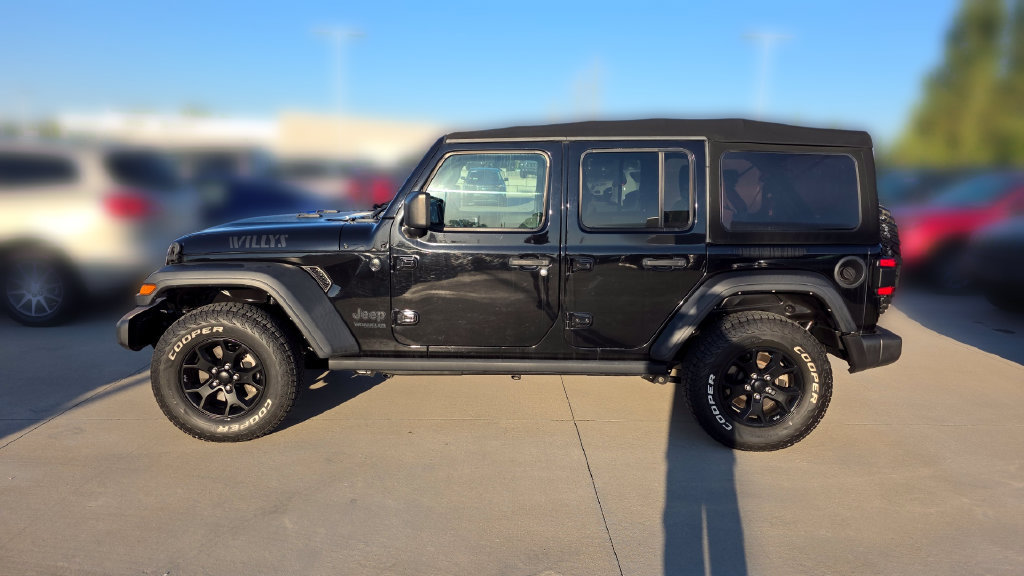 Used 2021 Jeep Wrangler Unlimited Sport AWD/4WD image 2