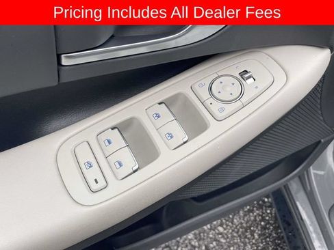 Used 2023 Hyundai Sonata SEL w/ Convenience Package FWD image 18