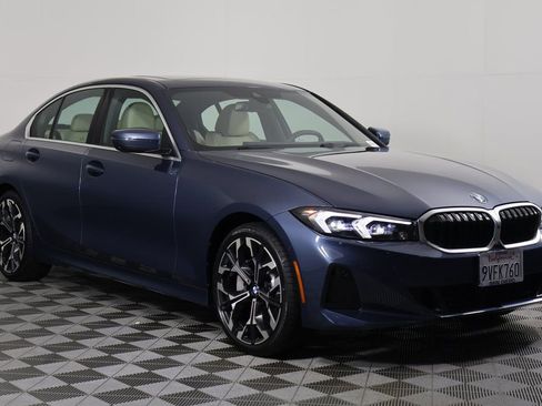 Certified 2025 BMW 330i Sedan w/ Convenience Package RWD image 3