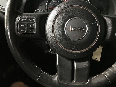 Used 2015 Jeep Wrangler Unlimited Sport w/ Connectivity Group AWD/4WD image 24
