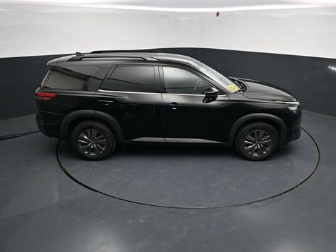 Used 2024 Nissan Pathfinder SV AWD/4WD image 46