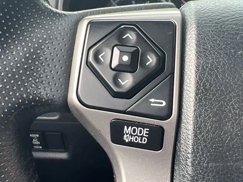 Used 2018 Toyota 4Runner Limited image 8