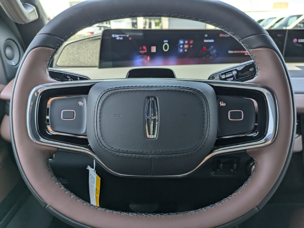 New 2027 Lincoln Navigator Reserve AWD/4WD image 30