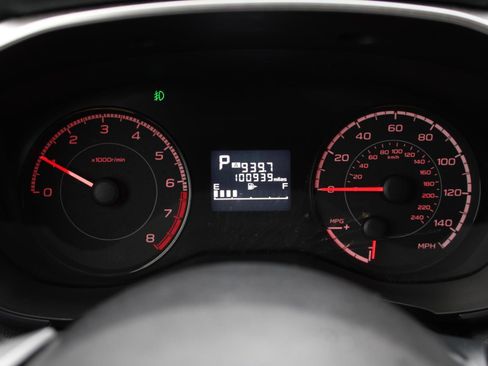 Used 2019 Subaru Crosstrek 2.0i Premium image 11