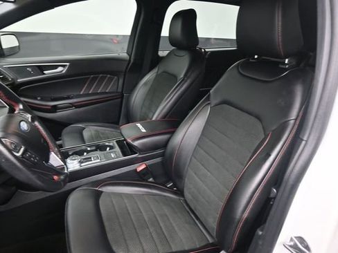 Used 2020 Ford Edge ST-Line FWD image 19