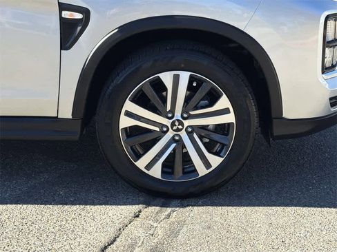 Used 2025 Mitsubishi Outlander Sport ES image 41