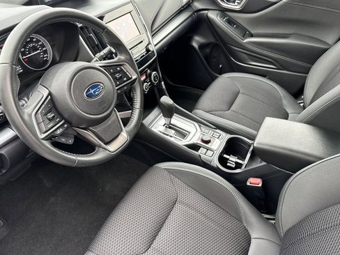 Used 2023 Subaru Forester Premium image 4