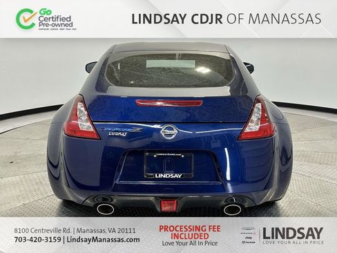 Used 2020 Nissan 370Z Coupe RWD image 7