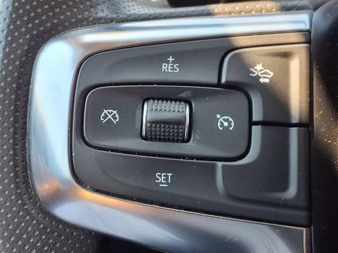 Used 2024 Chevrolet Blazer LT w/ Convenience Package FWD image 12