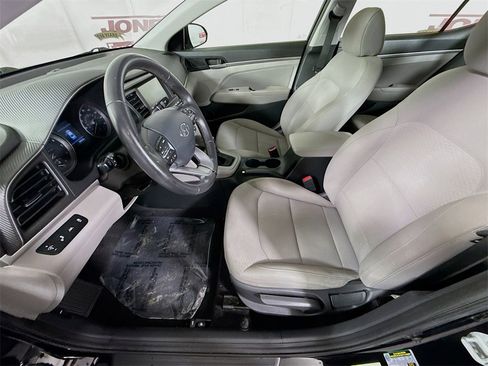 Used 2019 Hyundai Elantra Value Edition image 25