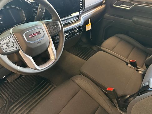 New 2026 GMC Sierra 1500 Elevation w/ X31 Off-Road Package AWD/4WD image 9