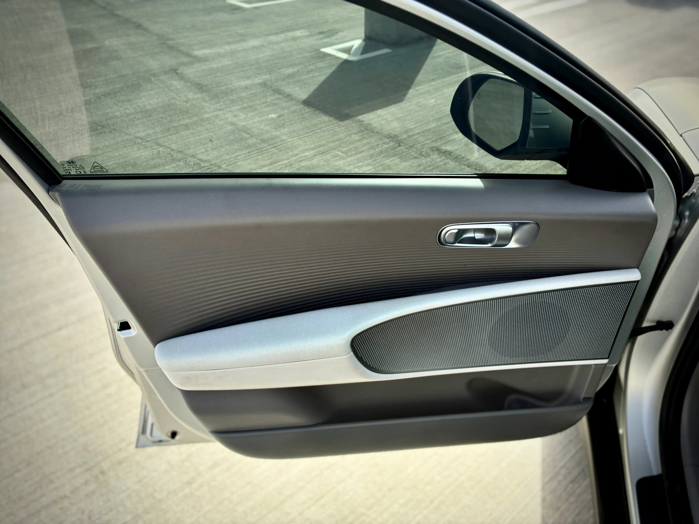 Used 2023 Hyundai Ioniq 6 SEL AWD/4WD image 25