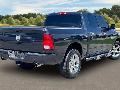 Used 2017 RAM 1500 Express w/ Express Value Package AWD/4WD image 12