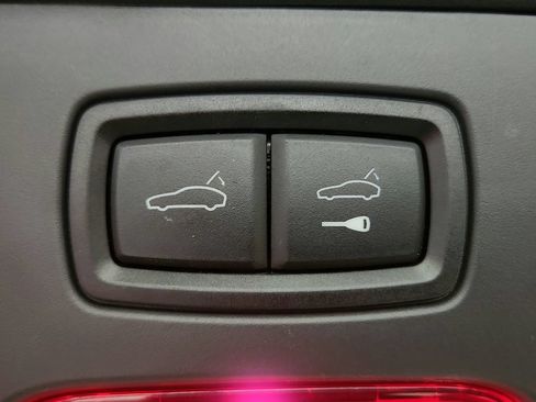 Used 2017 Porsche Cayenne S AWD/4WD image 36
