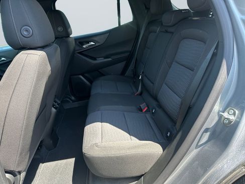 New 2026 Chevrolet Equinox LT AWD/4WD image 13