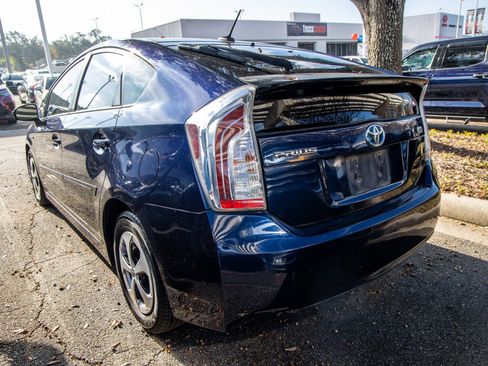 Used 2015 Toyota Prius Three image 9