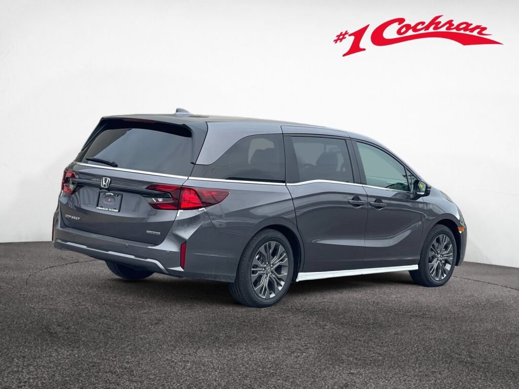 New 2027 Honda Odyssey Touring image 5