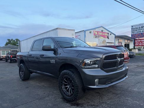 Used 2016 RAM 1500 Express w/ Popular Equipment Group AWD/4WD image 2