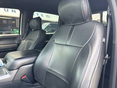 Used 2019 Ford F150 XLT w/ Equipment Group 302A Luxury AWD/4WD image 7