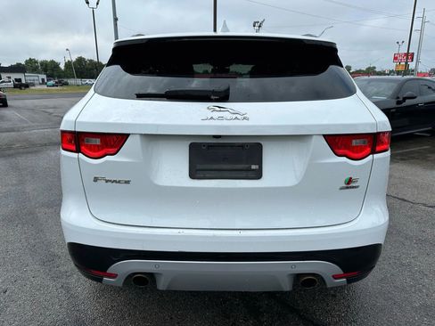Used 2019 Jaguar F-PACE S image 31