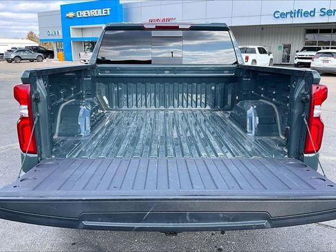 Used 2025 Chevrolet Silverado 1500 LT Trail Boss w/ Convenience Package II AWD/4WD image 29