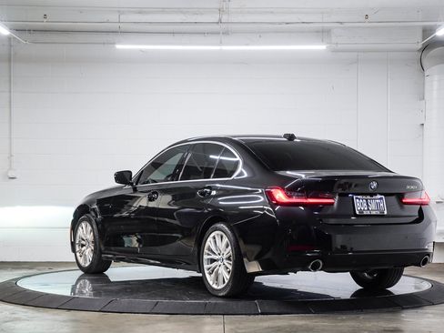 Used 2024 BMW 330i Sedan w/ Convenience Package RWD image 4