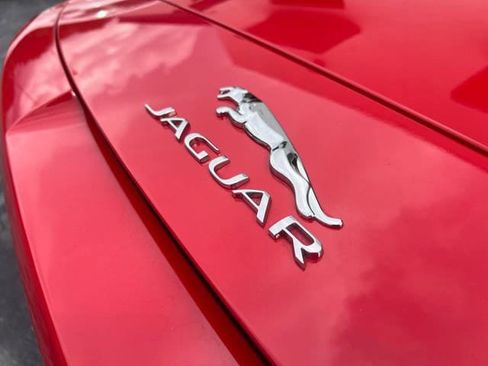 Used 2014 Jaguar F-TYPE Convertible RWD image 33