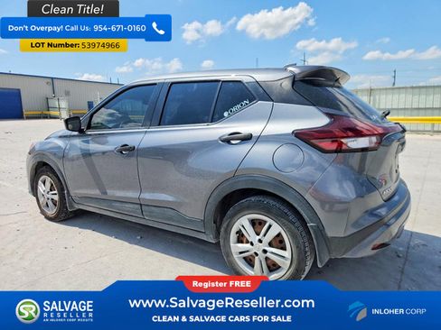 Used 2021 Nissan Kicks S FWD image 3