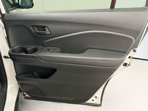 Used 2023 Honda Passport EX-L image 32