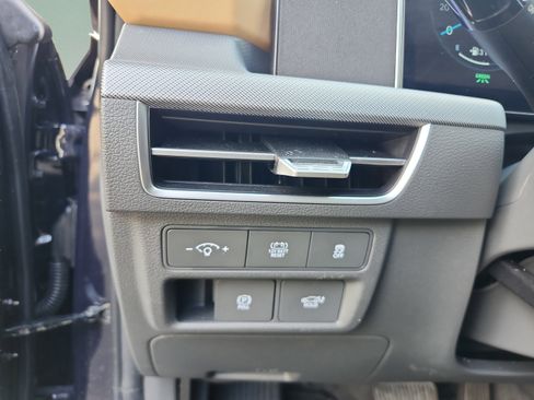 Certified 2024 Hyundai Sonata Limited FWD image 13