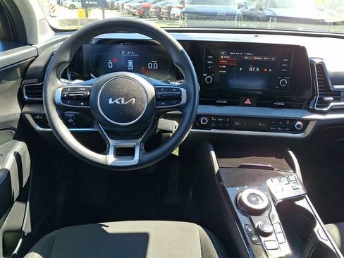 Certified 2023 Kia Sportage LX image 10
