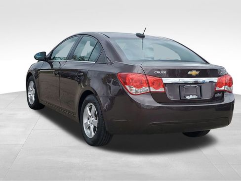 Used 2015 Chevrolet Cruze LT FWD image 4