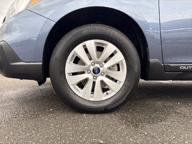 Used 2017 Subaru Outback 2.5i AWD/4WD image 29