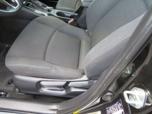 Used 2020 Toyota Corolla SE image 12